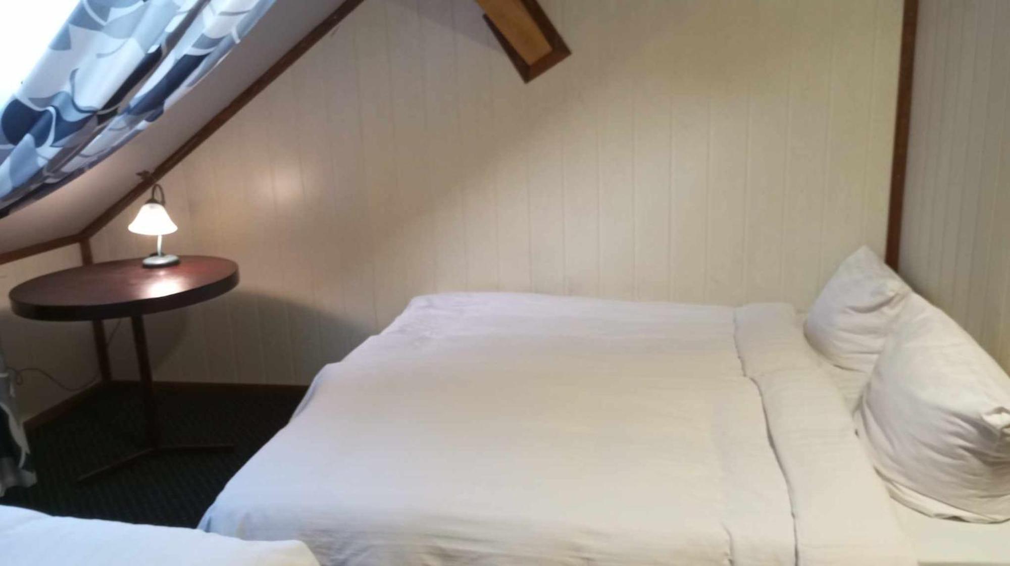 Hotel Keszyca Lesna Bagian luar foto