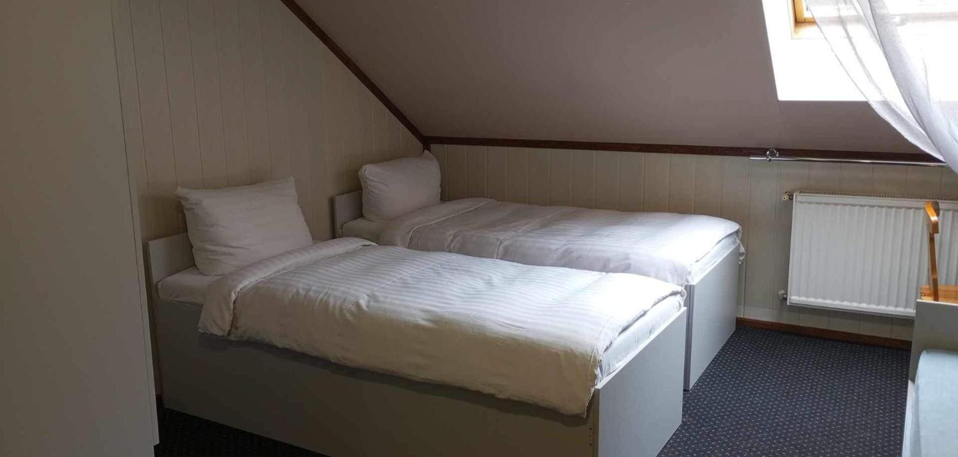 Hotel Keszyca Lesna Bagian luar foto