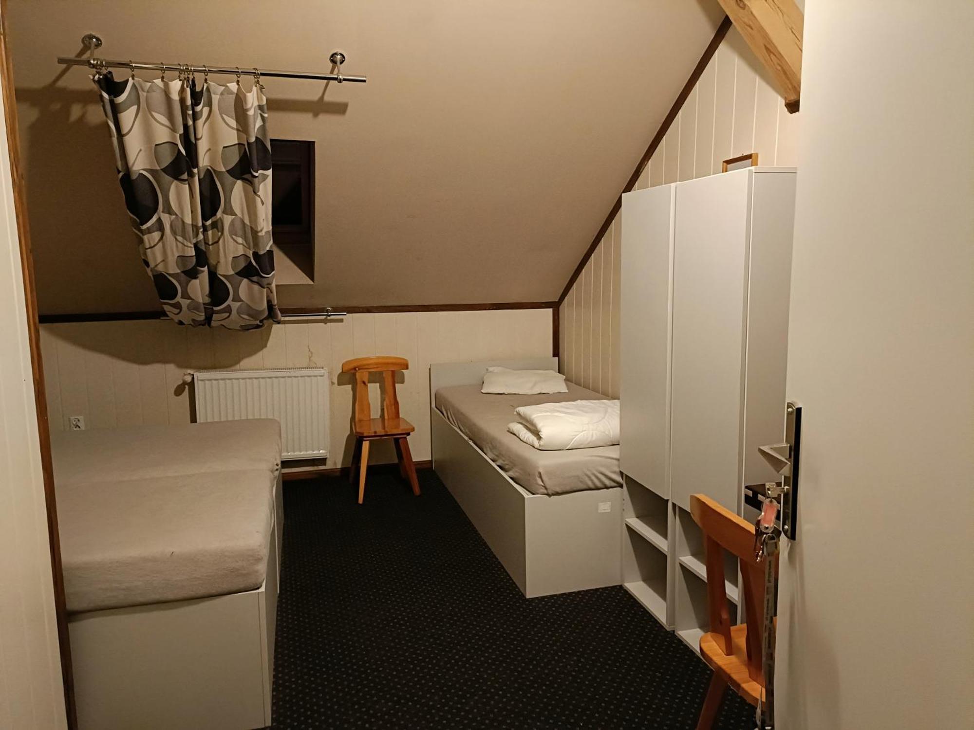 Hotel Keszyca Lesna Bagian luar foto