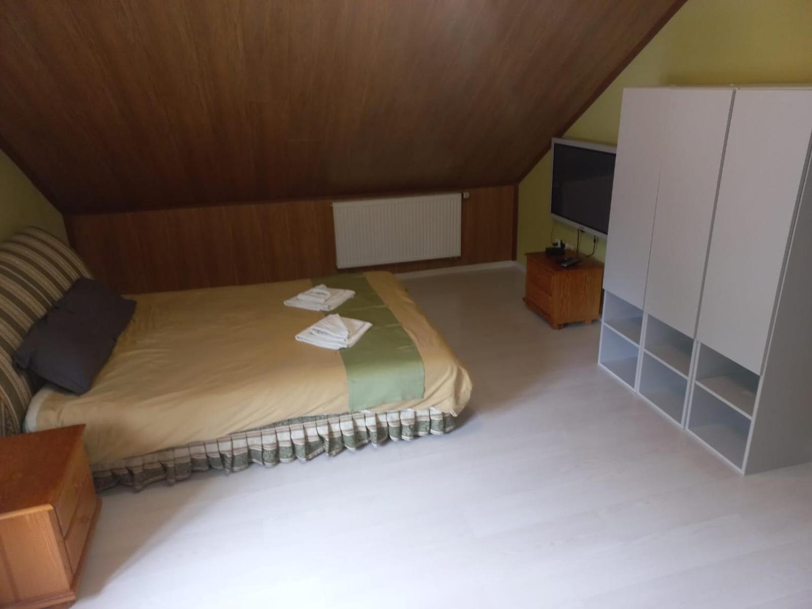 Hotel Keszyca Lesna Bagian luar foto