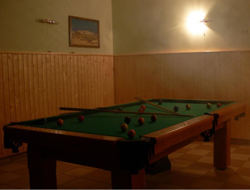 Hotel Keszyca Lesna Bagian luar foto