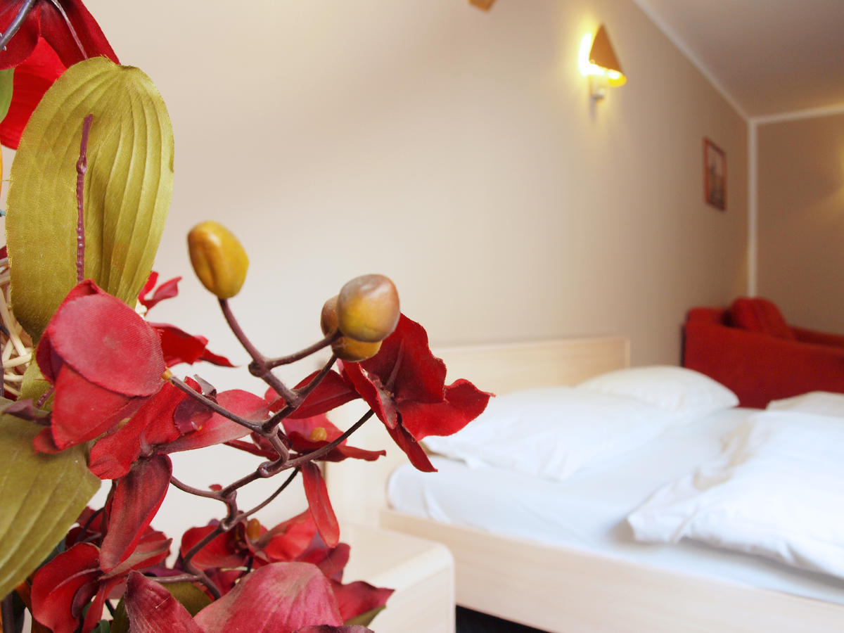 Hotel Keszyca Lesna Ruang foto
