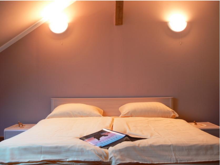 Hotel Keszyca Lesna Bagian luar foto